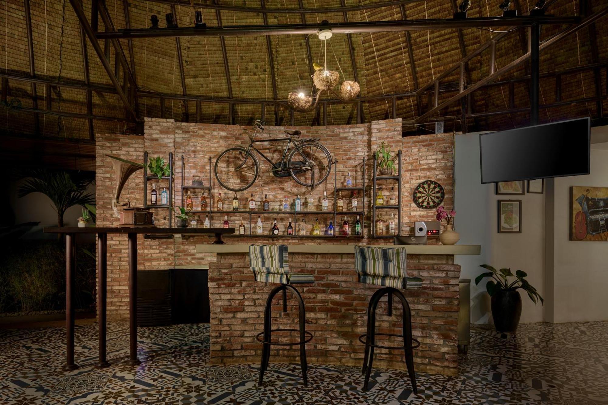 The Embassy Angkor Resort & Spa Σιέμ Ρέαπ Εξωτερικό φωτογραφία