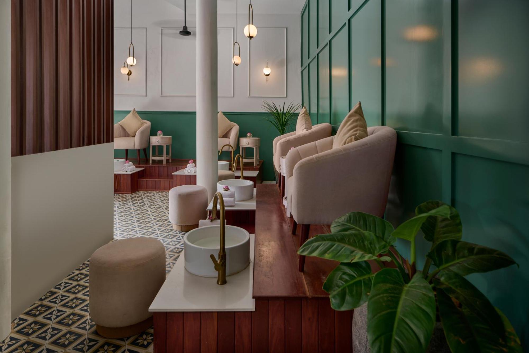 The Embassy Angkor Resort & Spa Σιέμ Ρέαπ Εξωτερικό φωτογραφία