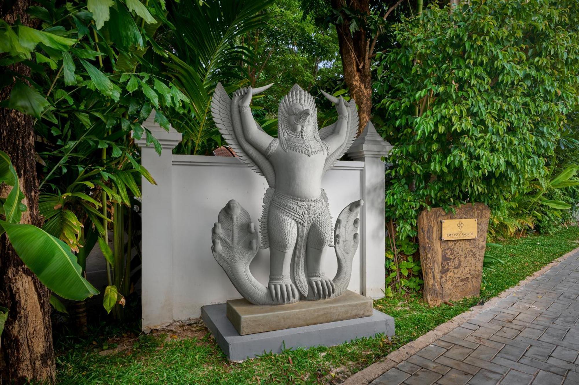 The Embassy Angkor Resort & Spa Σιέμ Ρέαπ Εξωτερικό φωτογραφία