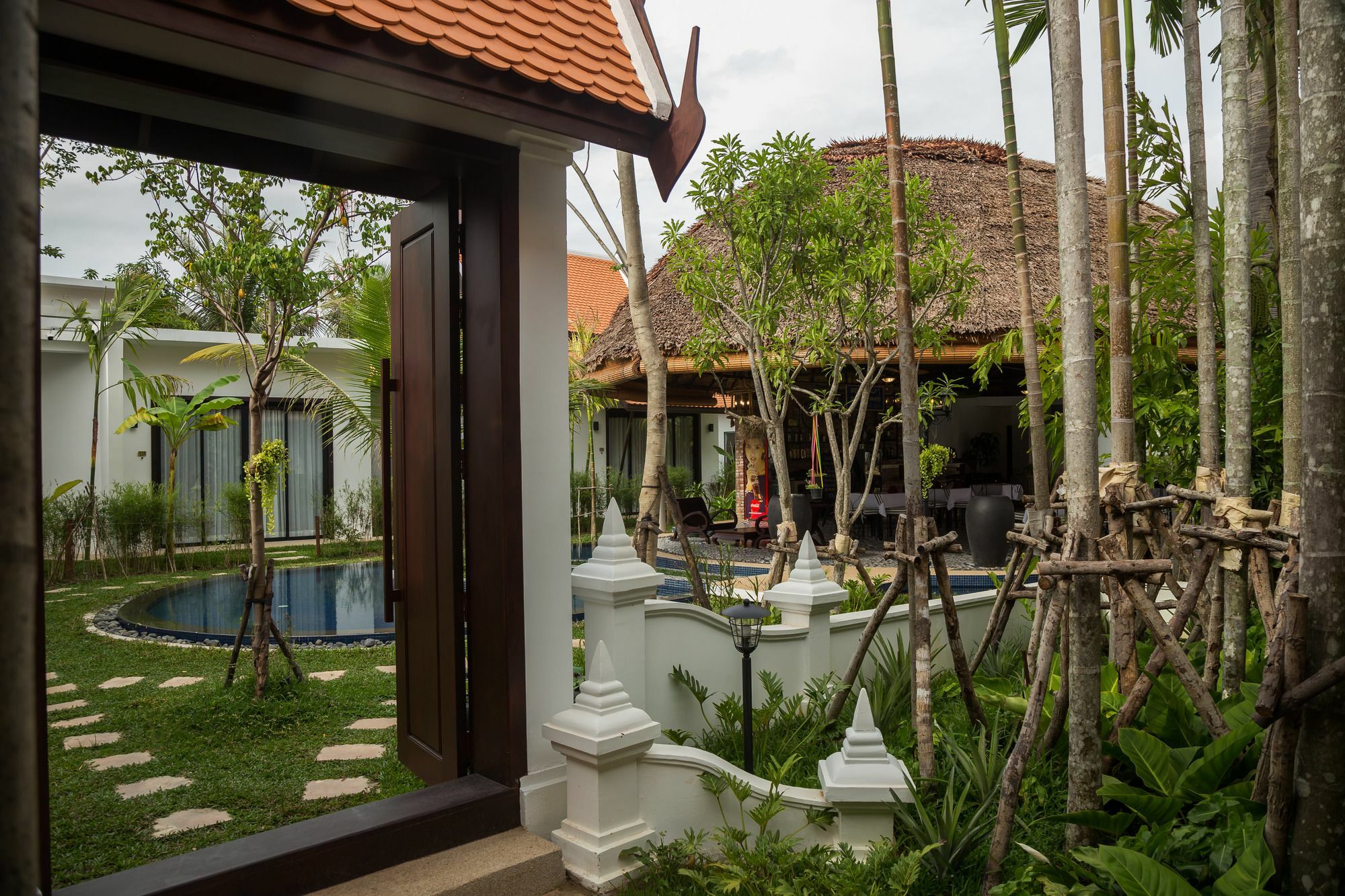 The Embassy Angkor Resort & Spa Σιέμ Ρέαπ Εξωτερικό φωτογραφία