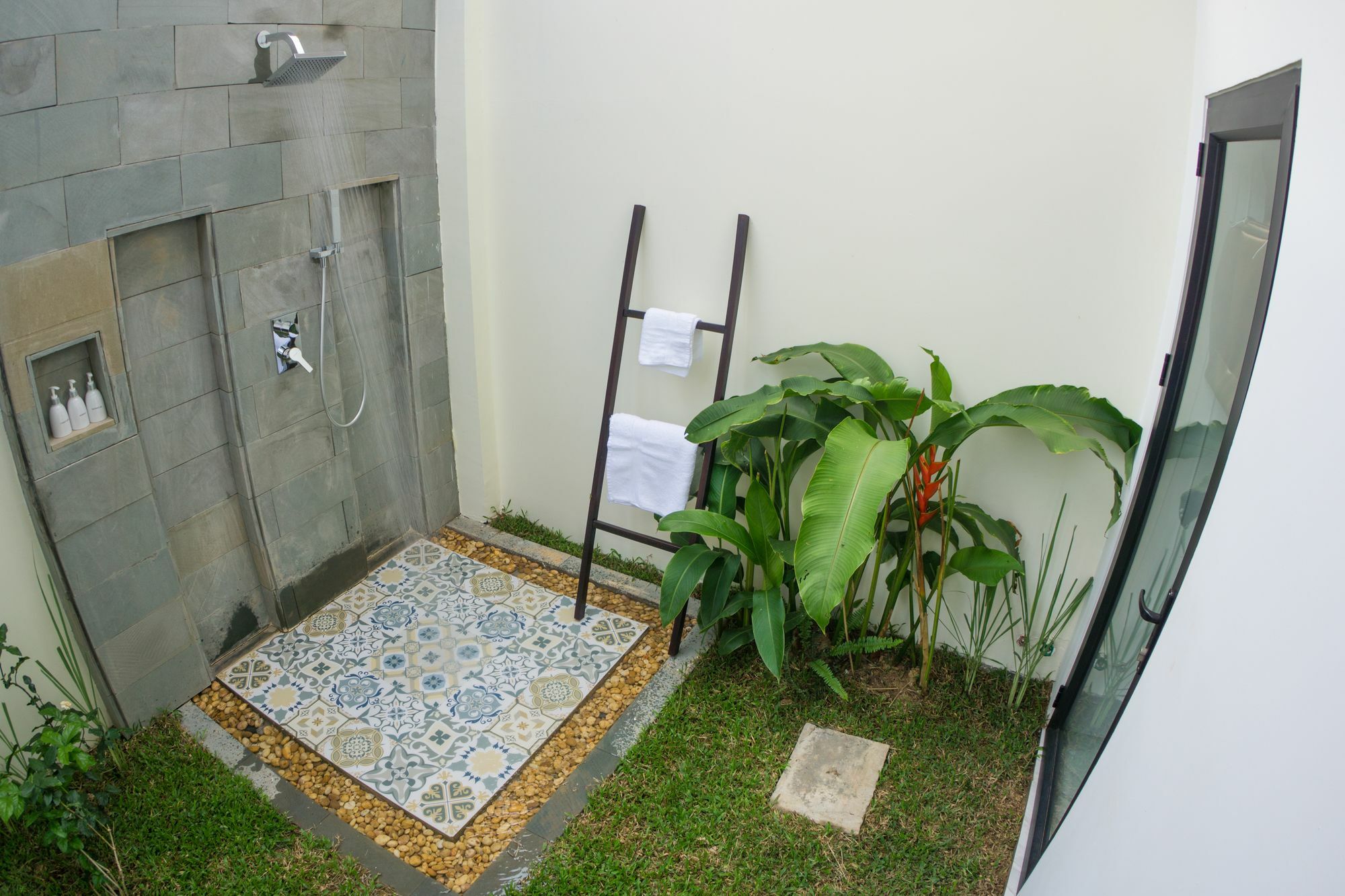 The Embassy Angkor Resort & Spa Σιέμ Ρέαπ Εξωτερικό φωτογραφία