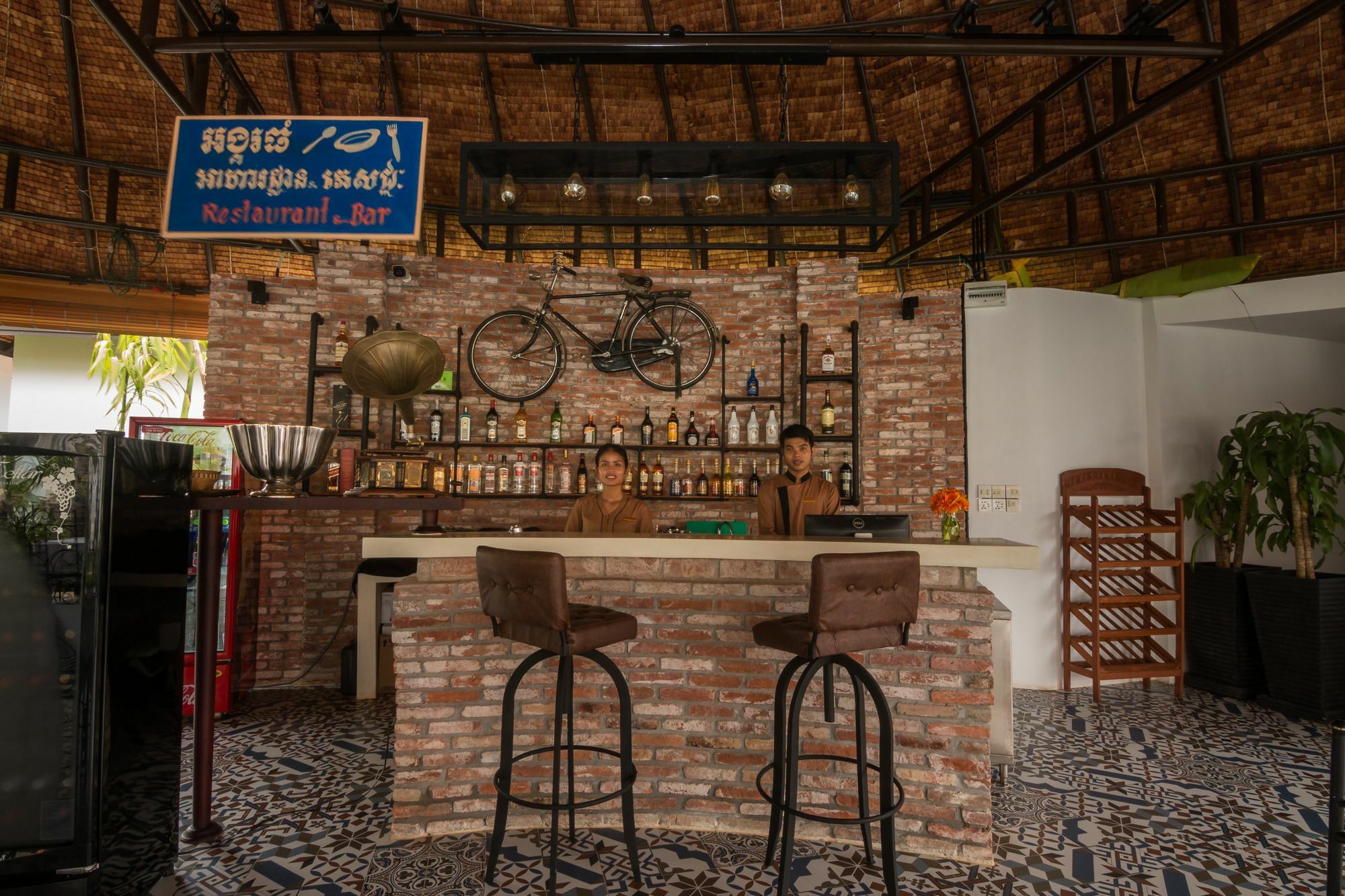The Embassy Angkor Resort & Spa Σιέμ Ρέαπ Εξωτερικό φωτογραφία